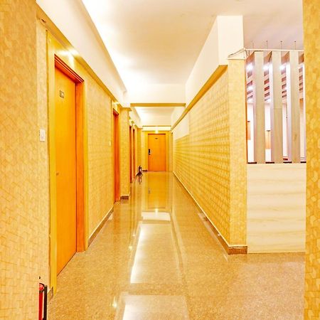 Super Townhouse Oak Electronic City Formerly Hotel Trubell Kammasandra Bagian luar foto
