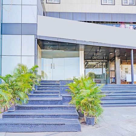 Super Townhouse Oak Electronic City Formerly Hotel Trubell Kammasandra Bagian luar foto